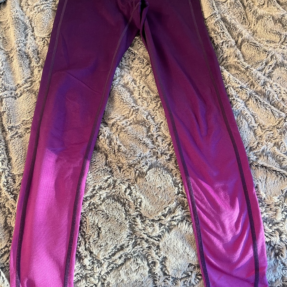 Athleta Chaturanga XXS Purple Ombré leggings.
